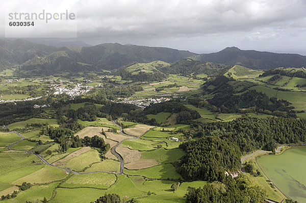 Furnas Dorf  Insel Sao Miguel  Azoren  Portugal  Europa