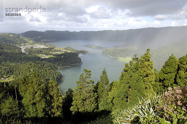 Sete Citades See  Insel Sao Miguel  Azoren  Portugal  Europa