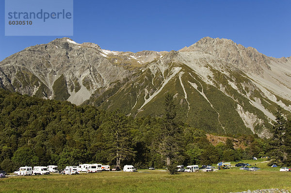 Einen ausgewiesenen Campingplatz im Nationalpark Aoraki (Mount Cook)  Teil der Te Wahipounamu Weltkulturerbe  Mackenzie Country  Südinsel  Neuseeland  Pazifik