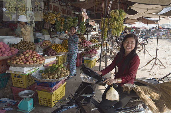 Markt in Kompong Thom  Kambodscha  Indochina  Südostasien  Asien