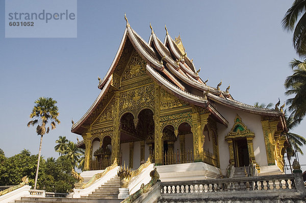 stehend Wohnhaus Palast Schloß Schlösser Statue Südostasien Vietnam Asien Buddha Laos Luang Prabang neu Messehalle