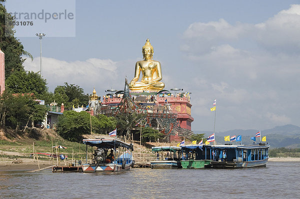 groß großes großer große großen nass Südostasien Asien Thailand