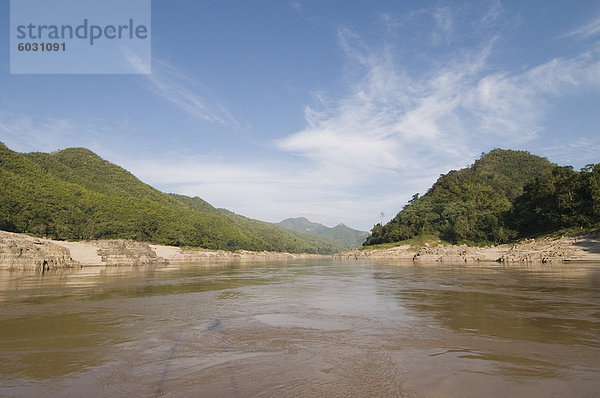 Mekong-Fluss in der Nähe von Luang Prabang  Laos  Indochina  Südostasien  Asien