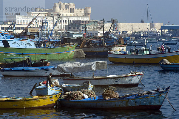 Fort und Hafen  Alexandria  Ägypten  Nordafrika  Afrika