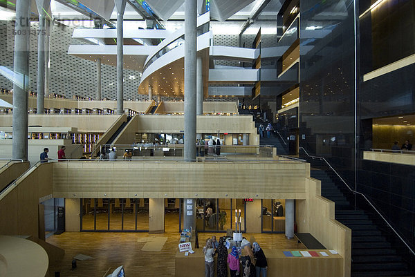 Bibliotheka Alexandrina  die neue Bibliothek in Alexandria  Ägypten  Nordafrika  Afrika