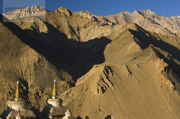 Chörten  Lamayuru Gompa (Kloster)  Lamayuru  Ladakh  indischen Himalaya  Indien  Asien