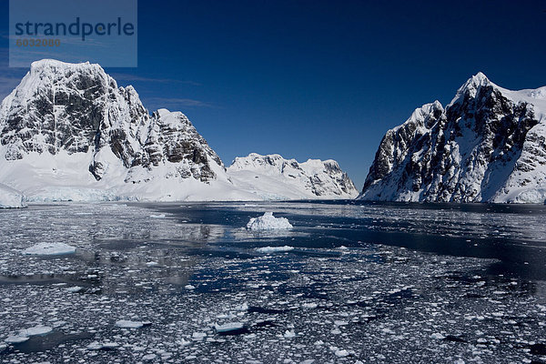 Lemaire-Kanal  Weddell-Meer  Antarktische Halbinsel  Antarktis  Polarregionen