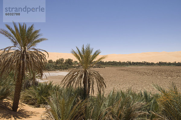 Mandara See  Erg Awbari  Sahara Wüste  Fessan  Libyen  Nordafrika  Afrika