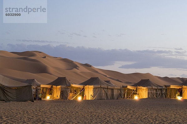 Tourist Camp  Erg Awbari  Sahara Wüste  Fessan  Libyen  Nordafrika  Afrika