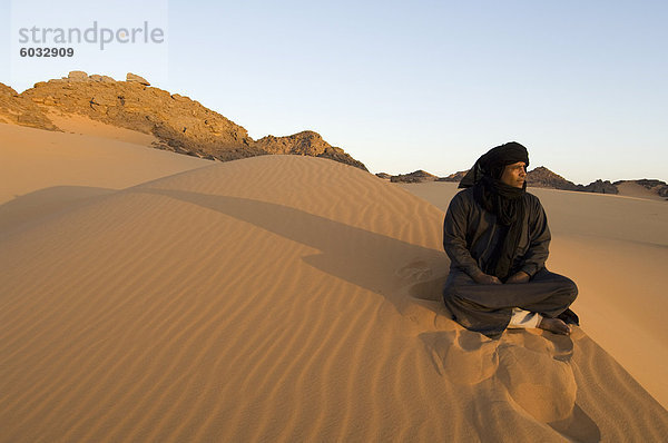 Tuareg  Akakus  Sahara Wüste  Fessan  Libyen  Nordafrika  Afrika