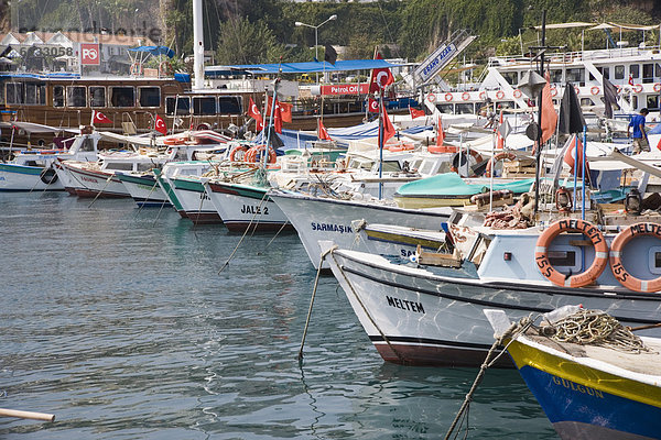 Alten Hafen  Antalya  Türkei  Kleinasien  Eurasien