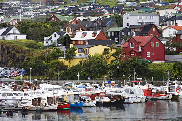 Boote in Tórshavn  Färöer  Dänemark  Europa