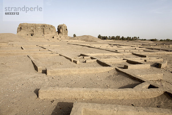 Der 3.500 Jahre alten Lehmziegeln westliche Deffufa  Sitz der der erste unabhängige Reich von Kusch  Kerma  Sudan  Afrika