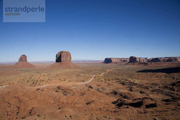 Denkmal Valley Navajo Tribal Park  Utah Arizona Grenze  Vereinigte Staaten von Amerika  Nordamerika