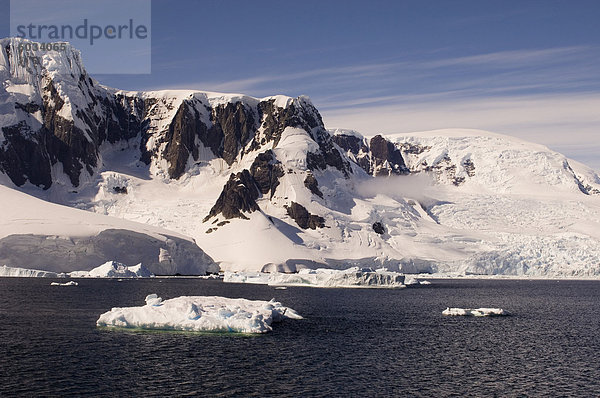 Lemaire-Kanal  Antarktische Halbinsel  Antarktis  Polarregionen