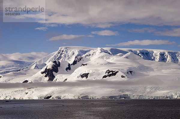 Gerlache Strait  Antarktische Halbinsel  Antarktis  Polarregionen