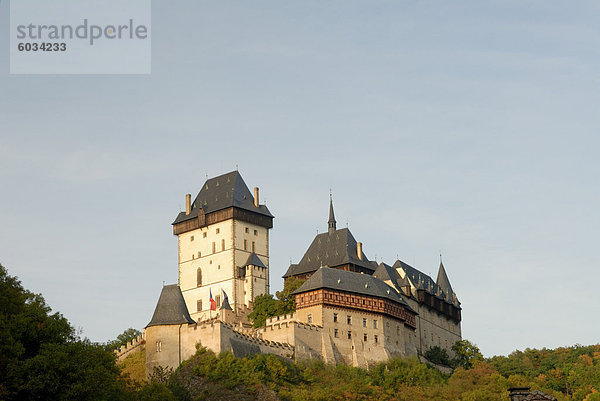 Gotische Burg von Karlstein  Dativ from1348  besuchte die am meisten Burg von Touristen im Land  Ortsteil von Karlstein  Mittelböhmen  Tschechien  Europa