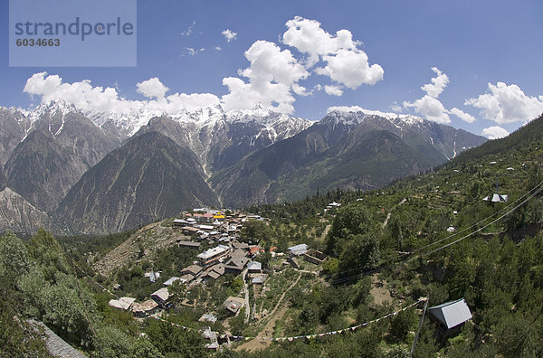 Fisch-Auge Ansicht der Kalpa Dorf  2960m  Recong Peo Area  Kinnaur  Himachal Pradesh  Indien  Asien