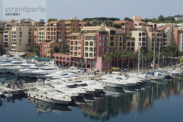 Hafen von Fontvieille  Monaco  Mittelmeer  Europa