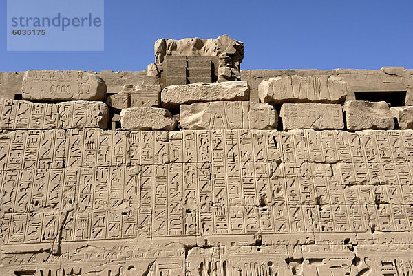 Tempel von Karnak  in der Nähe von Luxor  Theben  UNESCO World Heritage Site  Ägypten  Nordafrika  Afrika