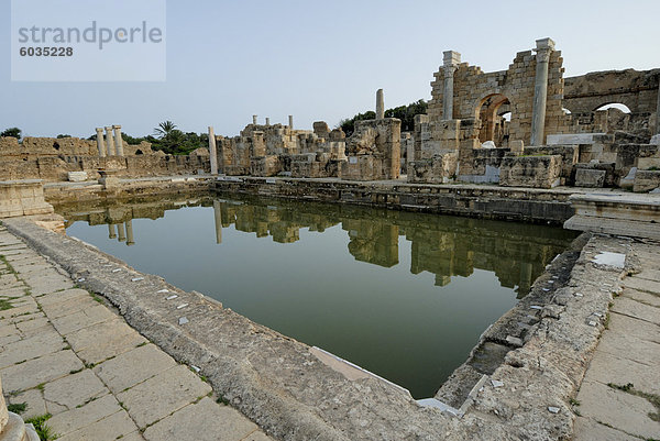 Hadrianischen Bad  Leptis Magna  UNESCO Weltkulturerbe  Libyen  Nordafrika  Afrika