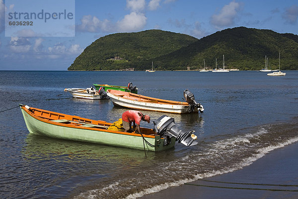 Fischerboote  Prince Rupert Bay  Portsmouth  Dominica  kleine Antillen  Inseln über dem Winde  Westindien  Caribbean  Mittelamerika