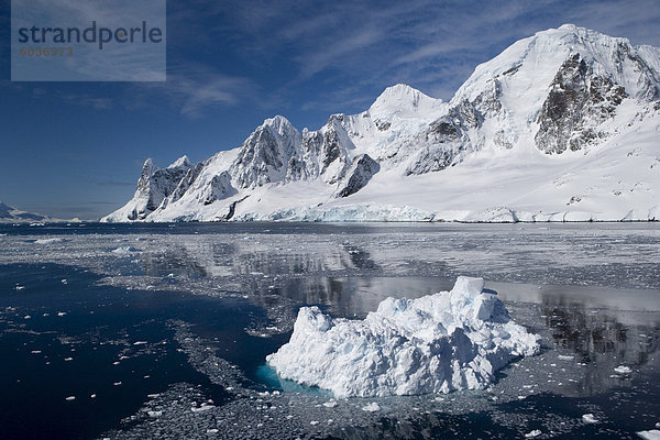 Lemaire-Kanal  Weddell-Meer  Antarktische Halbinsel  Antarktis  Polarregionen