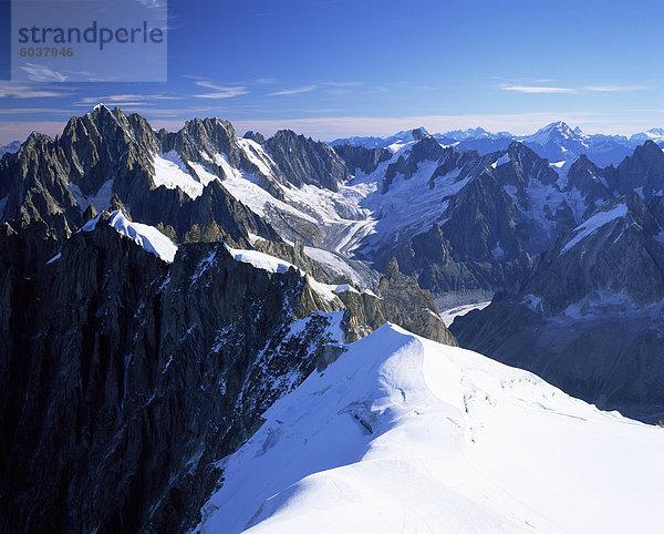 Mont Blanc-Massivs in der Nähe von Chamonix  Haute-Savoie  französische Alpen  Frankreich  Europa