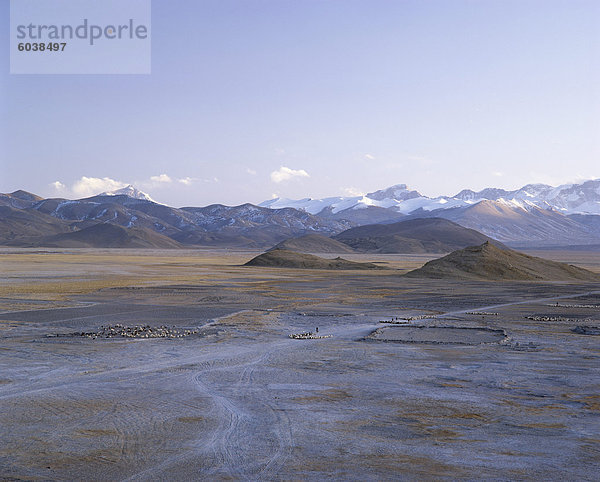 Mount Everest und Himalaya-Gebirge  U-Tsang Gebiet  Tibet  China  Asien