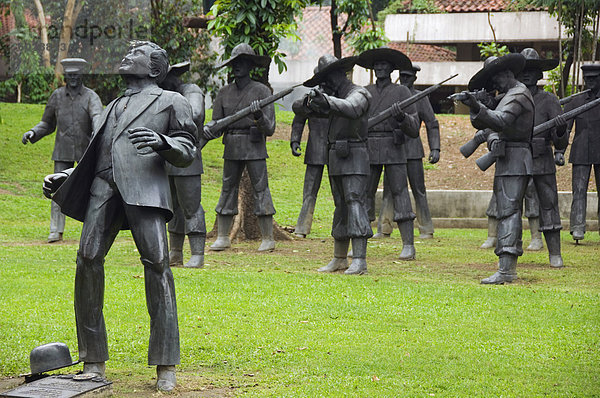 Gedenkstätte für Märtyrer Dr. Jose Rizal  Ort der Ausführung  Erholung der letzten Momente des Helden leben  Rizal Park  Lünetten  Manila  Philippinen  Südostasien  Asien