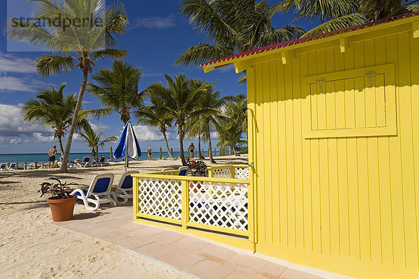 Beach Cabana  Princess Cays  Insel Eleuthera  Bahamas  Karibik  Mittelamerika