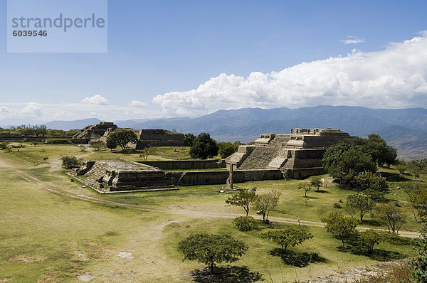 Die alten Zapoteken Stadt von Monte Alban  UNESCO-Weltkulturerbe  in der Nähe von Oaxaca City  Oaxaca  Mexiko  Nordamerika