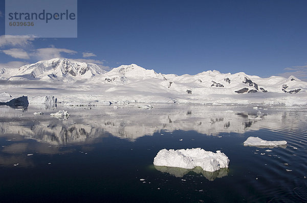 Gerlache Strait  Antarktische Halbinsel  Antarktis  Polarregionen