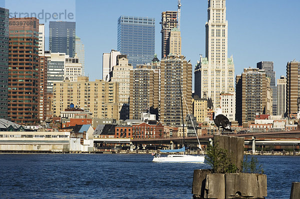 Manhattan über den East River  New York City  New York  USA