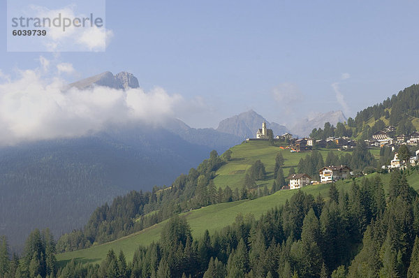 Colle S.Lucia  Monte Civetta  Belluno Provinz  Dolomiten  Italien  Europa