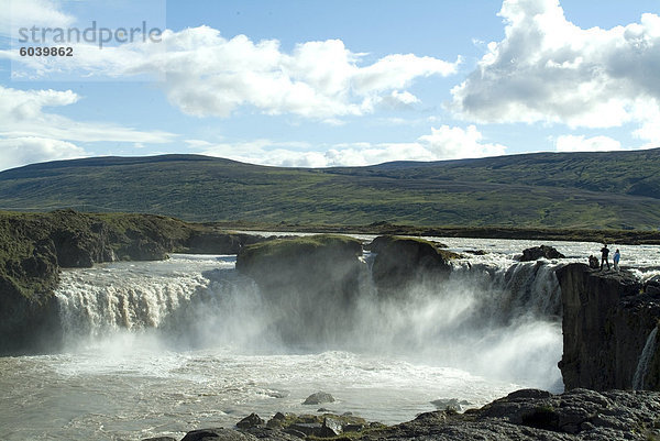 Godafoss (Falls der Götter)  Island  Polarregionen