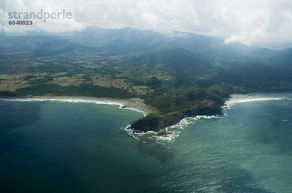 Nicoya Halbinsel aus der Luft  Costa Rica  Mittelamerika