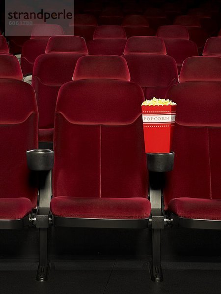 Kino Sitze mit popcorn
