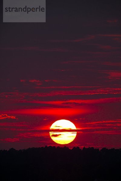 Blick auf das Setzen von Sonne