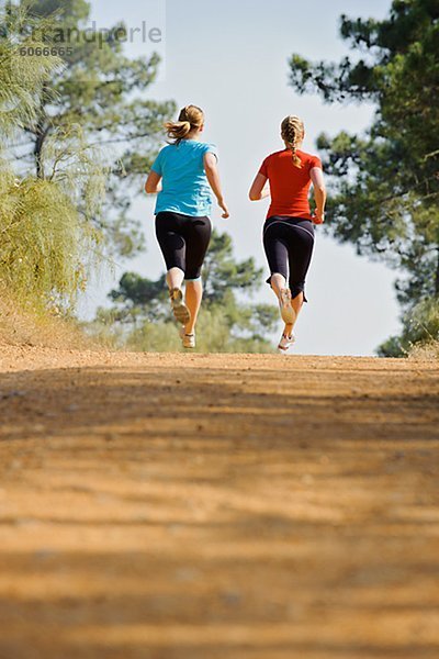 Junge Frauen Joggen