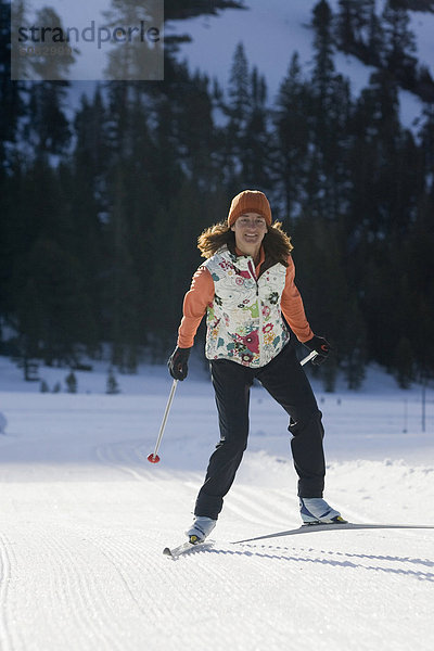 überqueren  Frau  Skisport  Kalifornien  Kreuz