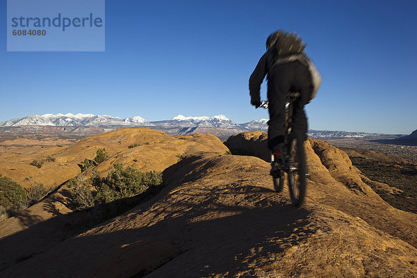 Berg  folgen  fahren  Ansicht  entfernt  Slickrock Trail  Moab  Utah
