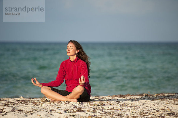 Frau  Meditation  Everglades Nationalpark  Florida