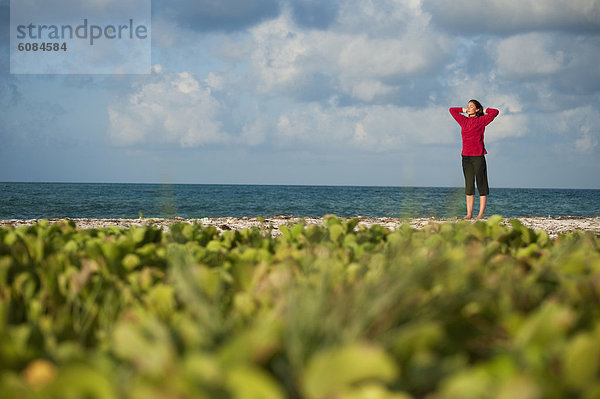 Frau  Meditation  Everglades Nationalpark  Florida