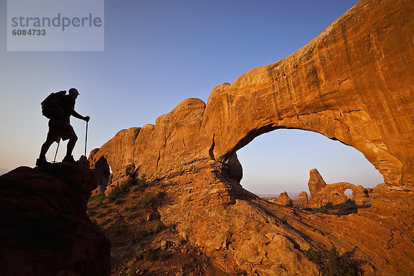 sehen  Silhouette  Brücke  wandern  Utah