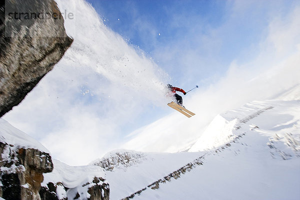 Skifahrer  Steilküste  Skisport  springen  Wyoming