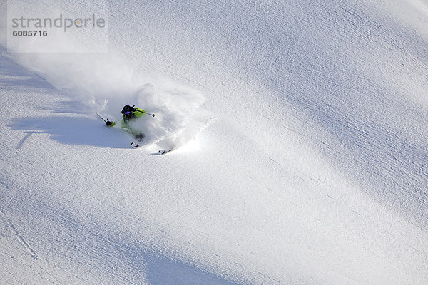 Ski  Skifahrer  Gesichtspuder  Alaska