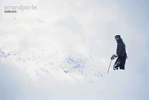 hoch  oben  Skifahrer  nehmen  über  Tal  Ansicht  übergroß  Chamonix