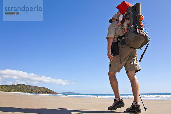 Mann  tragen  wandern  Australien  Baby  Bucht  Queensland