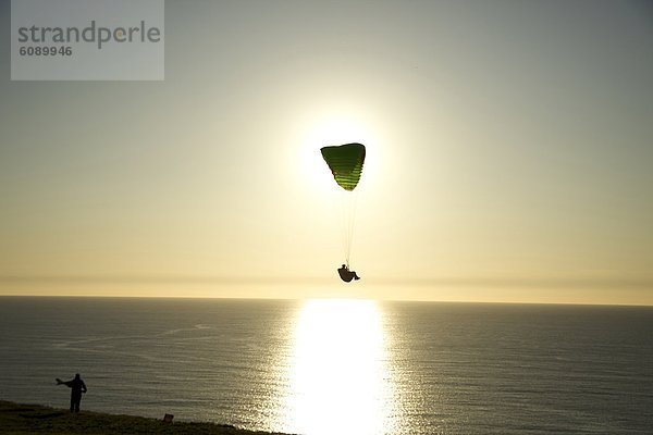 Sonnenuntergang  über  Wind  fahren  Ozean  Gleitschirm  Kalifornien